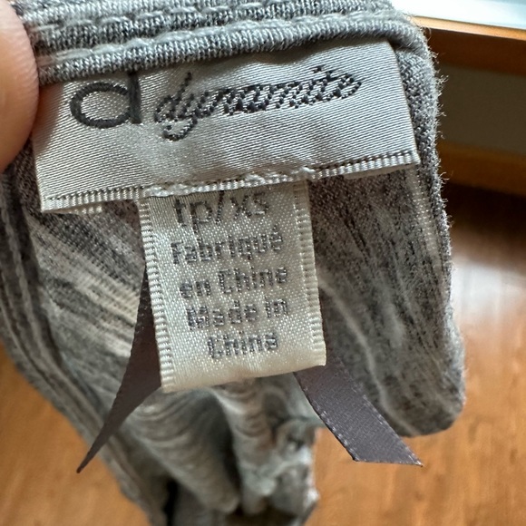 Women’s Dress - Picture 3 of 5